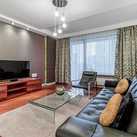 Exclusive Aparthotel 4*