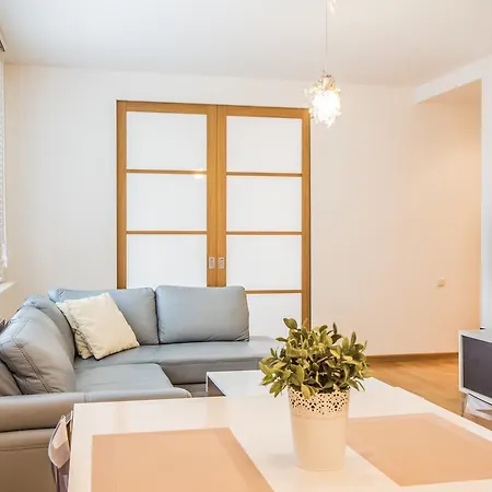 Exclusive Aparthotel Warsaw