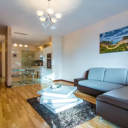 Exclusive Aparthotel Warsaw
