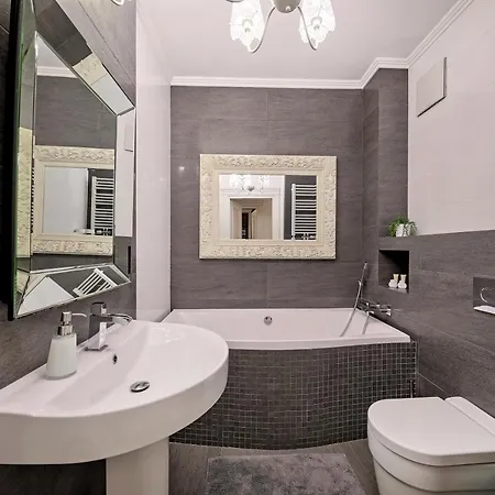 Exclusive 4* Varsó